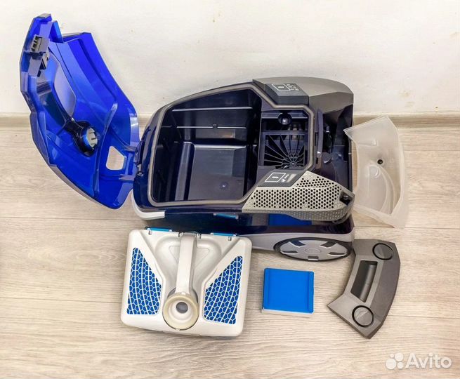 Моющий пылесос Thomas XT