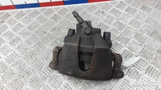 Суппорт тормозной передний правый ford kuga 1 (8MA