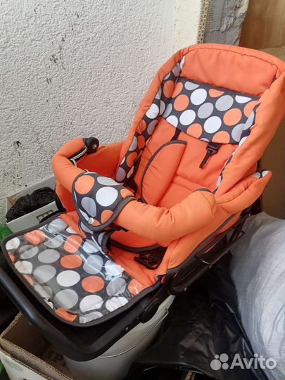 Прогулочная коляска 2 в 1