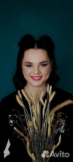 Брови, макияж и причёски