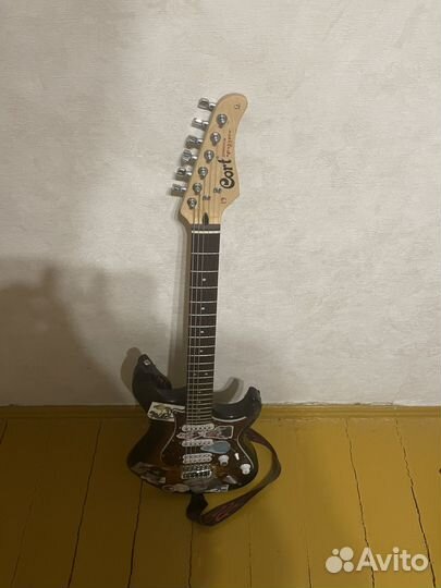 Электрогитара cort g110