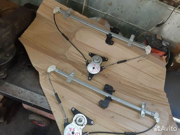 Дайхатсу хайджет S321 стеклоподъемный механизм