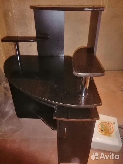 Компьютерный стол бу угловой