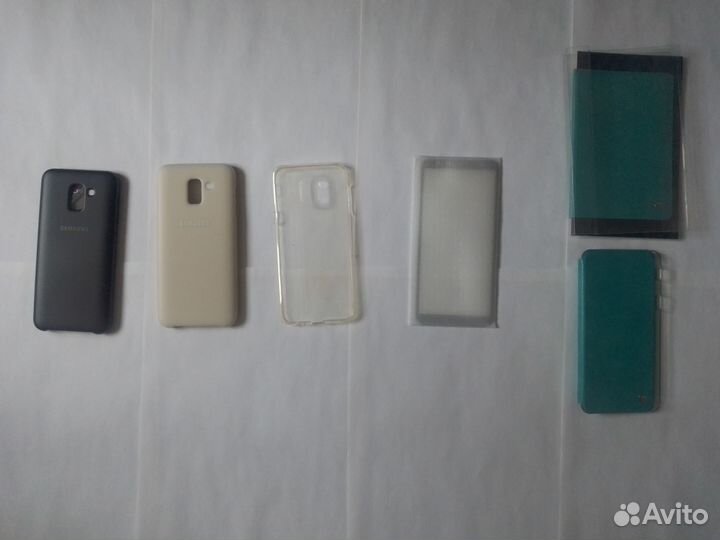 Чехлы, защитные стёкла (iPhone Samsung)