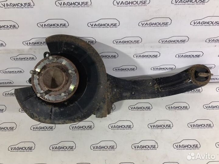 Кулак поворотный задний правый Mazda 3 BK 1.6 2006