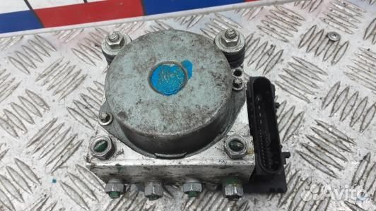 Блок ABS dacia sandero 1 (82N04KW01)