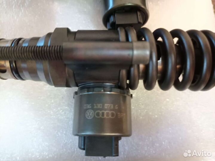 Форсунки Пассат Б6 Туран Ауди А4 А6 2.0TDI