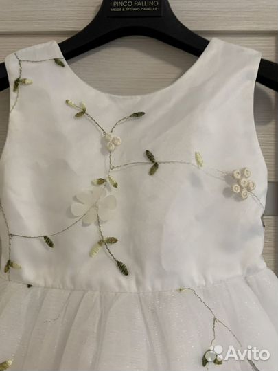 Платье белое нарядное на 2-3 года