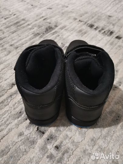 Ботинки/кроссовки на мальчика