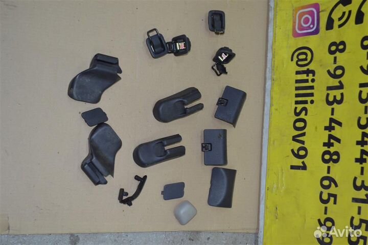 Накладка салазок сиденья Nissan Wingroad (Whny11)