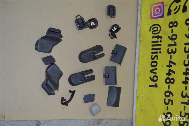 Накладка салазок сиденья Nissan Wingroad (Whny11)