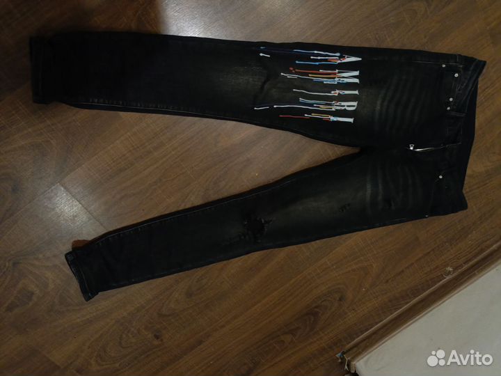 Джинсы Amiri