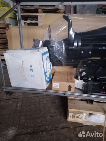 Лодочный мотор новый Suzuki DF 140 BTL