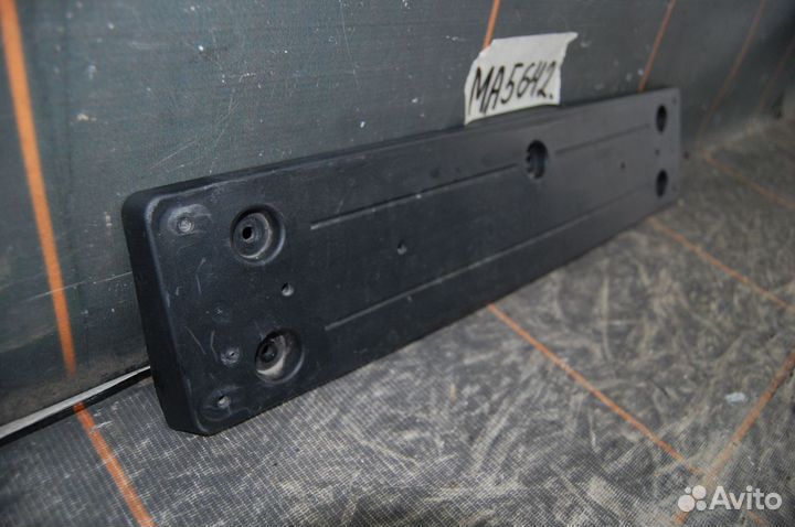 Площадка номерного знака - BMW 1 F20