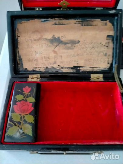 Старинная винтажные шкатулка
