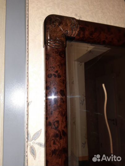 Зеркало интерьерное. ю/з мкр