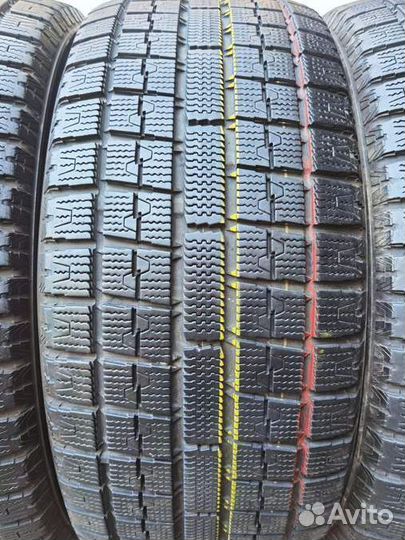 Toyo Garit G5 235/45 R17 99Y