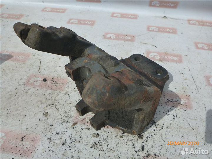 Кронштейн рессоры передний левый Daf Cf 85