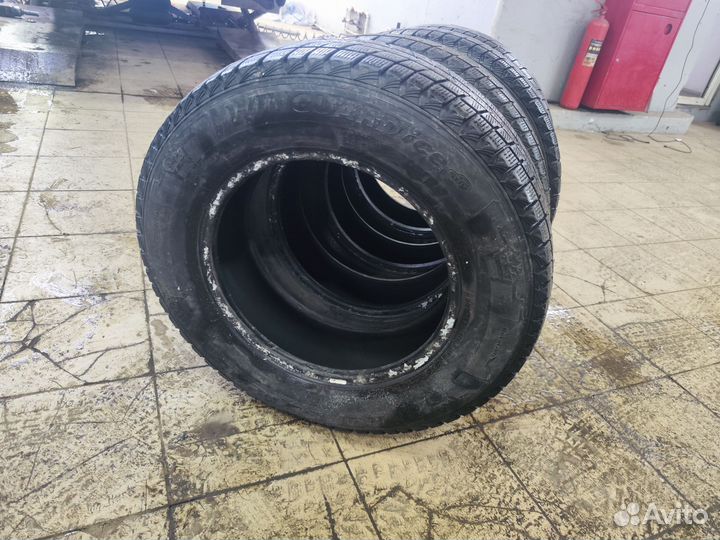Roadstone Winguard Ice SUV 215/70 R16 100Q