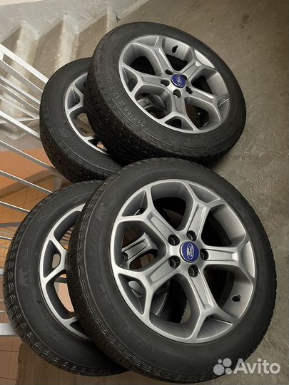 Оригинальные диски Ford R17 с шинами 215 55 R17