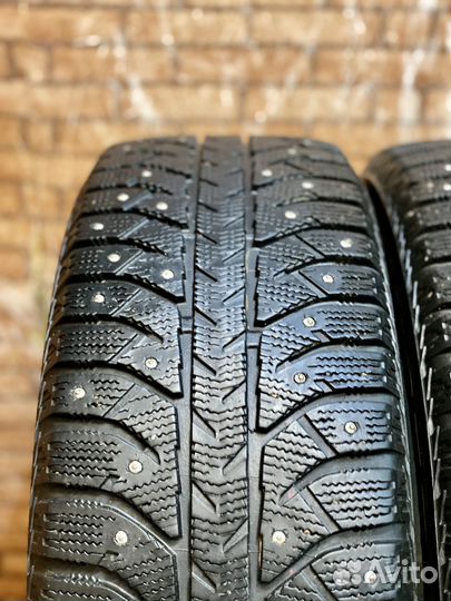 Bridgestone Ice Cruiser 7000 205/60 R16
