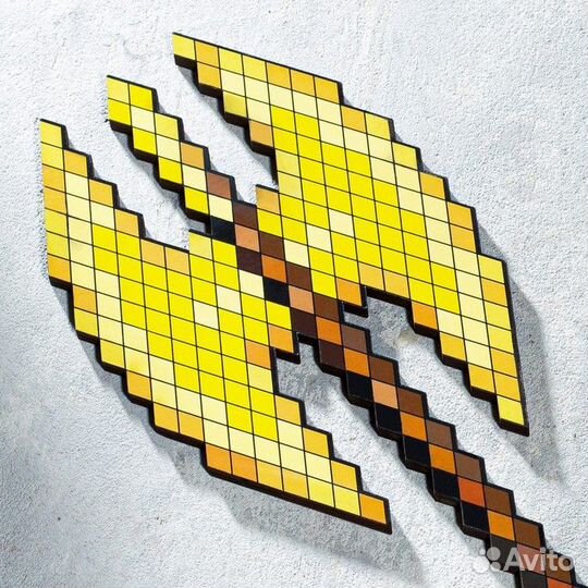 Сувенир деревянный топор берсерка Пиксель 37см