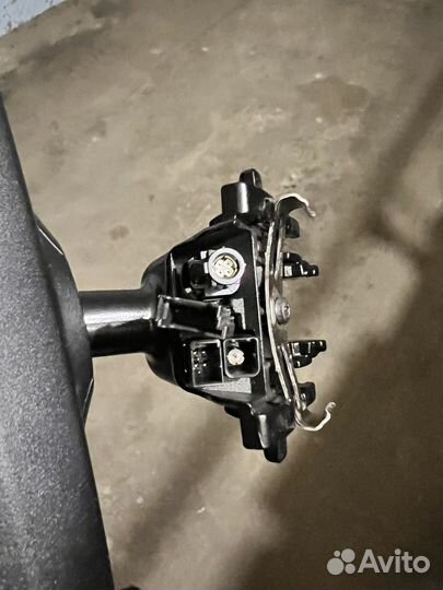 Продам салонное зеркало bmw g01,g02,g20,g30