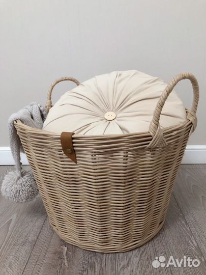 Корзина плетеная с ручками