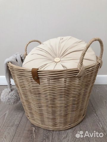 Корзина плетеная с ручками