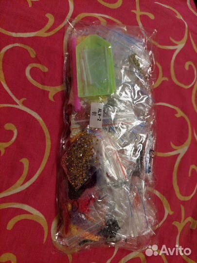 Стразы от алмазной вышивки