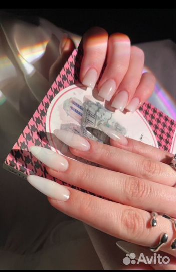 Маникюр, наращивание ногтей