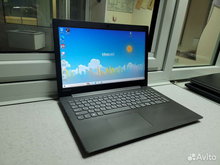 Lenovo IdeaPad 320-15IKB (Core i3-7020U / SSD )