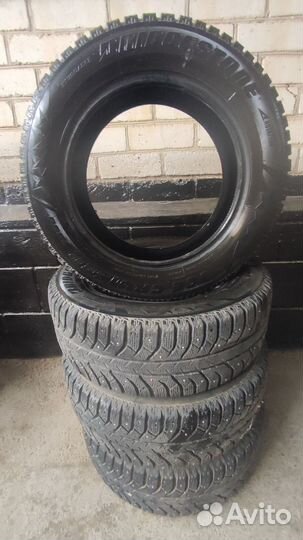 Bridgestone Ice Cruiser 7000 19.5/60 R15 88T