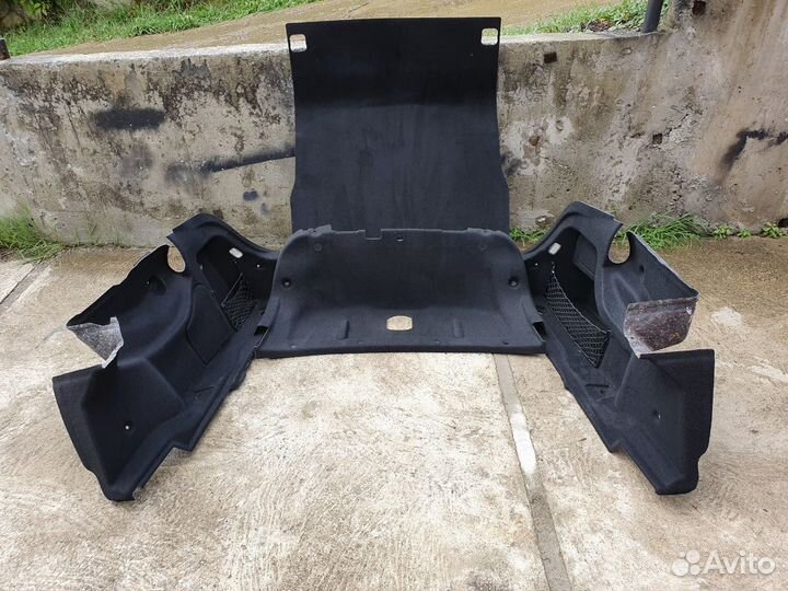 Обшивки багажника комплект для Mercedes W212