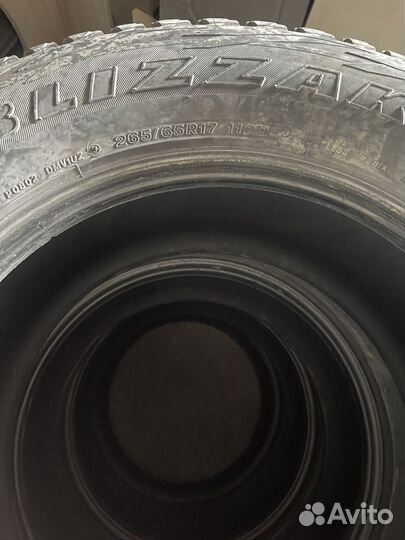 Bridgestone Blizzak Ice 265/65 R17