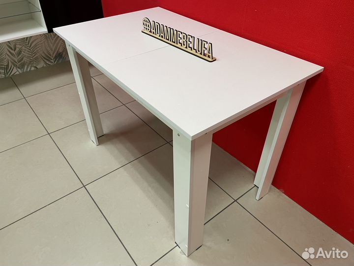 Кухонный стол