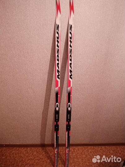 Беговые лыжи