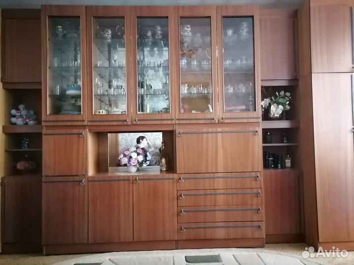 Стенка в гостиную бу