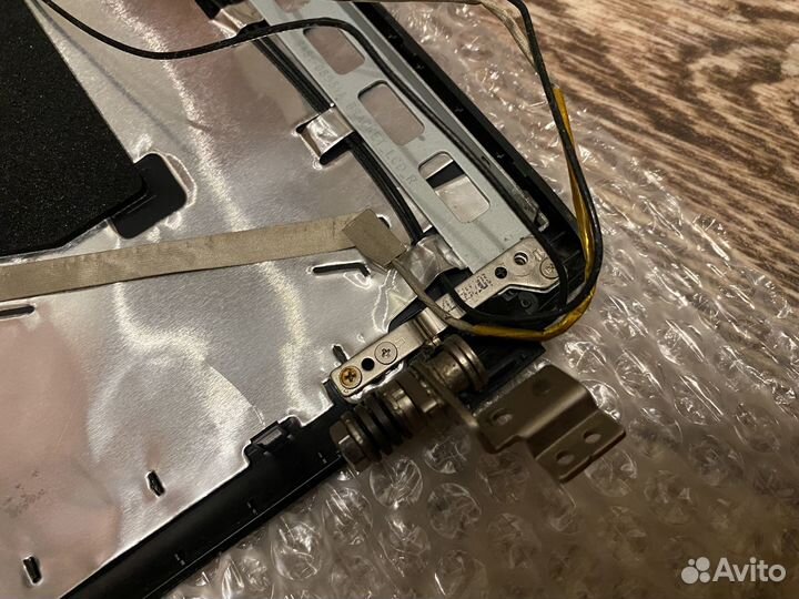 Крышка матрицы, рамка, петли Samsung NP-R780