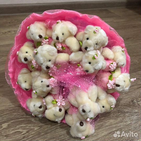 Мишки в букете