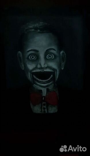 Картина красками на холсте