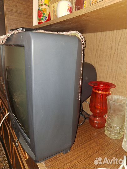 Телевизор б/у