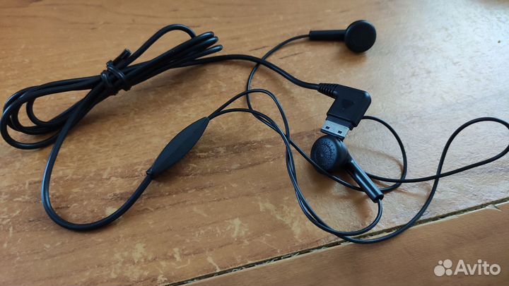 Гарнитура samsung EHS497Q0ME