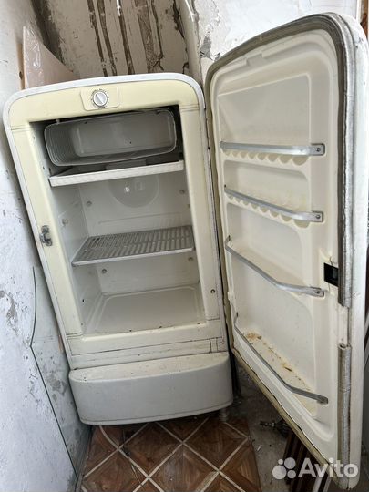 Холодильник мир СССР