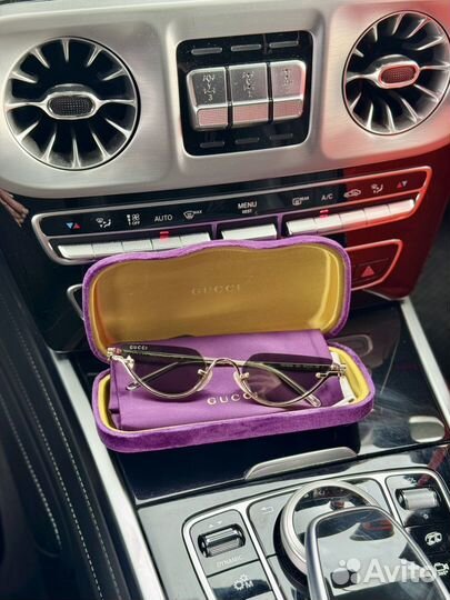 Солнцезащитные очки gucci