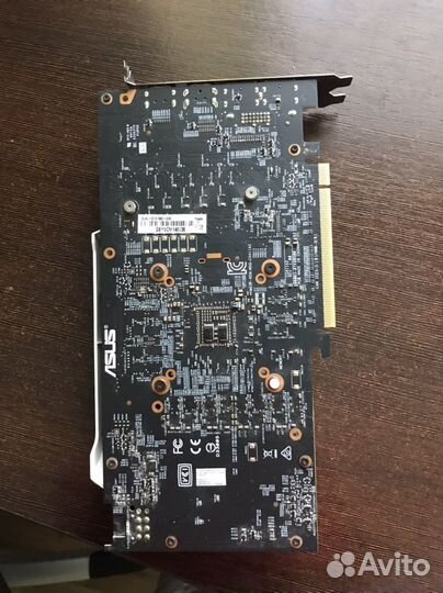 Видеокарта Asus 1060 3 gb белая