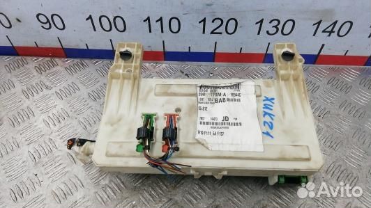 Блок предохранителей ford kuga 1 (XUK21M101)