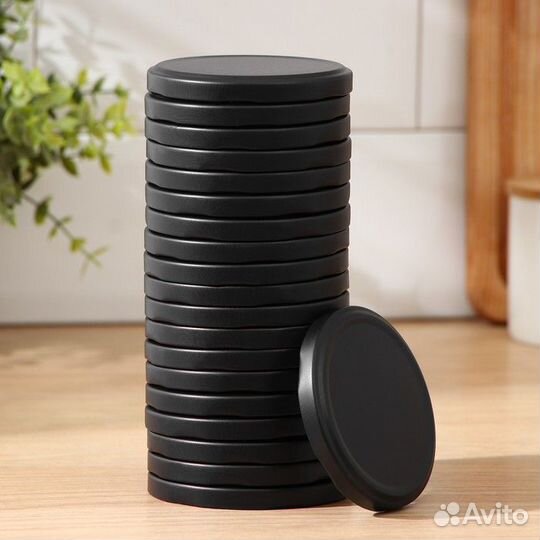 Крышки для банок винтовые новые