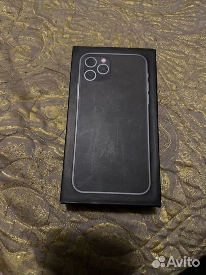 Коробка от iPhone 11 pro
