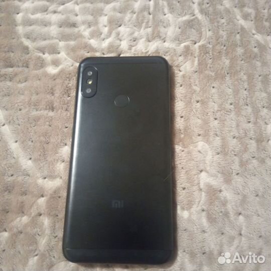 Xiaomi Mi A2 Lite Android One, 3/32 ГБ